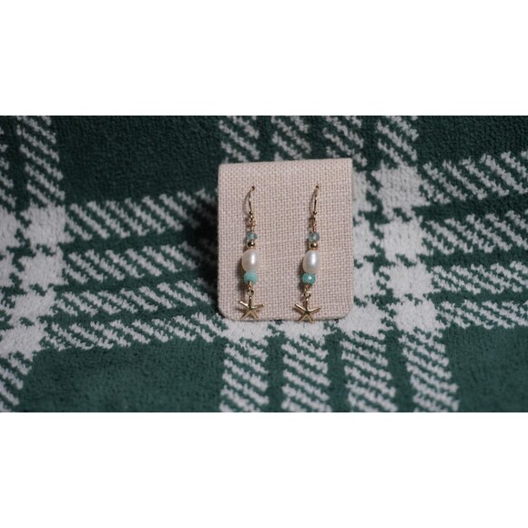 Boho Starfish Earrings - Picture 2 of 4